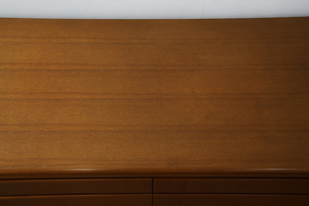 和製ヴィンテージ　チーク材　上質なつくりで収納力も抜群な北欧デザインのサイドボード　(R-085211)