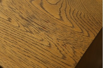 中古　トラックファニチャー (TRUCK FURNITURE)　ゆらぎのある型板ガラスに格子をあしらった扉がお洒落なキャビネット　定価約26万円　(R-085214)