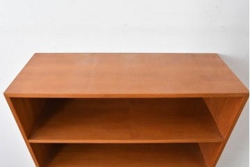 中古　美品　クロロス(CHLOROS)オリジナル　希少な廃番品　北欧デザインのおしゃれなハイブックシェルフ　(R-085215)