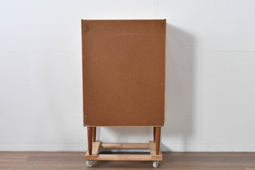 デンマークヴィンテージ　チーク材　無駄をそいだシンプルな佇まいが美しいチェスト　(R-085216)