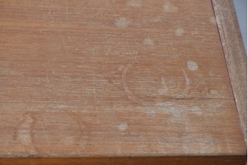 デンマークヴィンテージ　チーク材　無駄をそいだシンプルな佇まいが美しいチェスト　(R-085216)