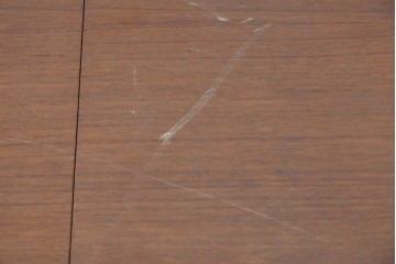 中古　ヨーロッパ高級輸入家具　上手物　チーク材　ワインラックに活躍!クラシカルな佇まいのサーバー　(R-085217)