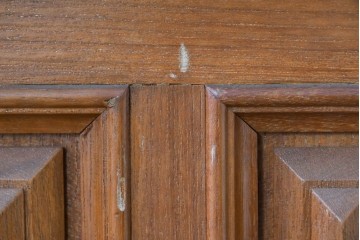 中古　ヨーロッパ高級輸入家具　上手物　チーク材　ワインラックに活躍!クラシカルな佇まいのサーバー　(R-085217)