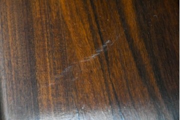 デンマークヴィンテージ　Dyrlund(デューロン)　ローズウッド　深みのある色調で上質な佇まいの両袖机　定価約140万円相当　(R-085218)