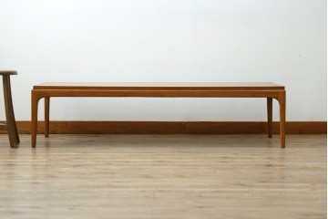 アメリカヴィンテージ　レーンファニチャー(LANE FURNITURE)　古き良きアメリカのミッドセンチュリー　飽きのこないデザインのローテーブル　(R-085219)