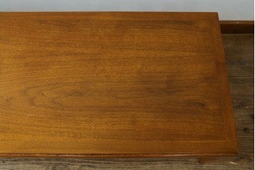 アメリカヴィンテージ　レーンファニチャー(LANE FURNITURE)　古き良きアメリカのミッドセンチュリー　飽きのこないデザインのローテーブル　(R-085219)