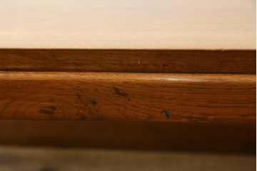 アメリカヴィンテージ　レーンファニチャー(LANE FURNITURE)　古き良きアメリカのミッドセンチュリー　飽きのこないデザインのローテーブル　(R-085219)