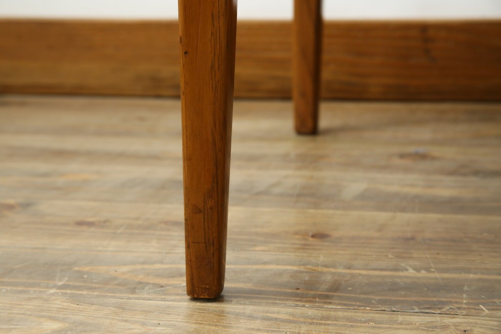 アメリカヴィンテージ　レーンファニチャー(LANE FURNITURE)　古き良きアメリカのミッドセンチュリー　飽きのこないデザインのローテーブル　(R-085219)