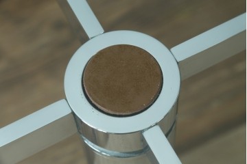 アメリカヴィンテージ　希少モデル　ノール(Knoll)　トビア・スカルパ(Tobia Scarpa)デザイン　構造美が映えるアンドレ(Andre)スクエアガラステーブル　(R-085220)