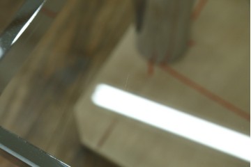 アメリカヴィンテージ　希少モデル　ノール(Knoll)　トビア・スカルパ(Tobia Scarpa)デザイン　構造美が映えるアンドレ(Andre)スクエアガラステーブル　(R-085220)