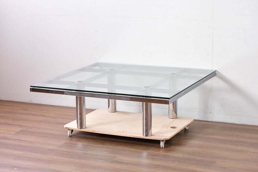 アメリカヴィンテージ　希少モデル　ノール(Knoll)　トビア・スカルパ(Tobia Scarpa)デザイン　構造美が映えるアンドレ(Andre)スクエアガラステーブル　(R-085220)
