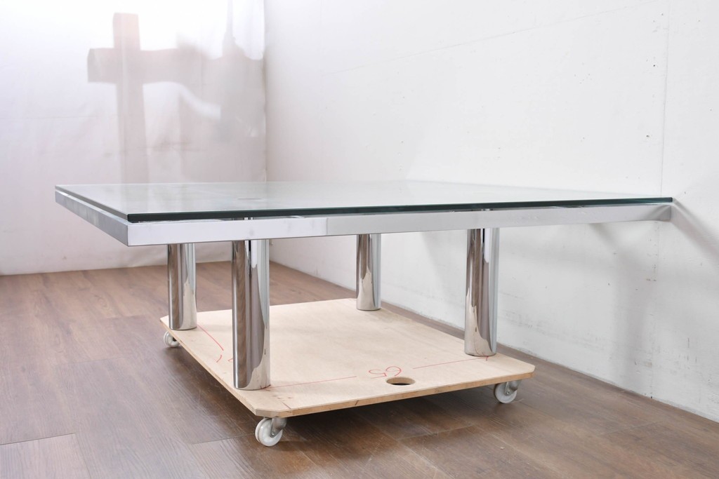 アメリカヴィンテージ　希少モデル　ノール(Knoll)　トビア・スカルパ(Tobia Scarpa)デザイン　構造美が映えるアンドレ(Andre)スクエアガラステーブル　(R-085220)