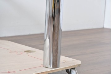 アメリカヴィンテージ　希少モデル　ノール(Knoll)　トビア・スカルパ(Tobia Scarpa)デザイン　構造美が映えるアンドレ(Andre)スクエアガラステーブル　(R-085220)