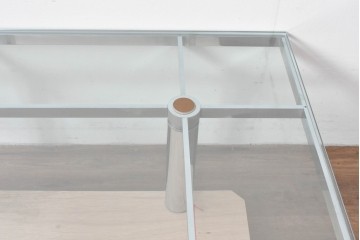 アメリカヴィンテージ　希少モデル　ノール(Knoll)　トビア・スカルパ(Tobia Scarpa)デザイン　構造美が映えるアンドレ(Andre)スクエアガラステーブル　(R-085220)