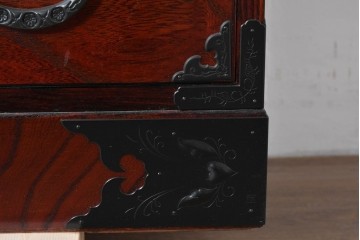 中古　美品　欅産業　仙台民芸箪笥(仙台箪笥)　漆塗りが美しい!!重厚感のある衣装箪笥　(R-085221)