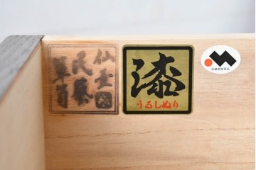 中古　美品　欅産業　仙台民芸箪笥(仙台箪笥)　漆塗りが美しい!!重厚感のある衣装箪笥　(R-085221)