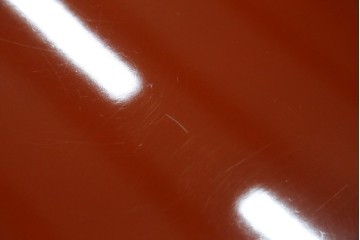 中古　美品　仙台民芸箪笥(仙台箪笥)　欅産業製　朱色漆塗り　華やかな漆の艶と牡丹金具が際立つ衣装箪笥　定価約110万円　(R-085222)