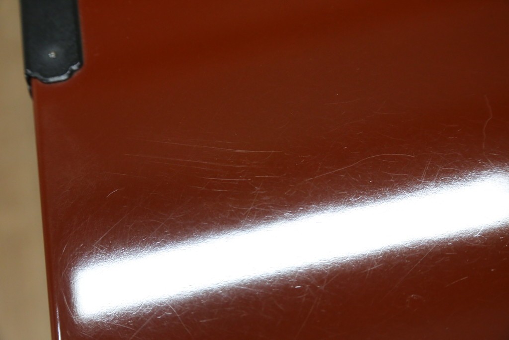 中古　美品　仙台民芸箪笥(仙台箪笥)　欅産業製　朱色漆塗り　華やかな漆の艶と牡丹金具が際立つ衣装箪笥　定価約110万円　(R-085222)