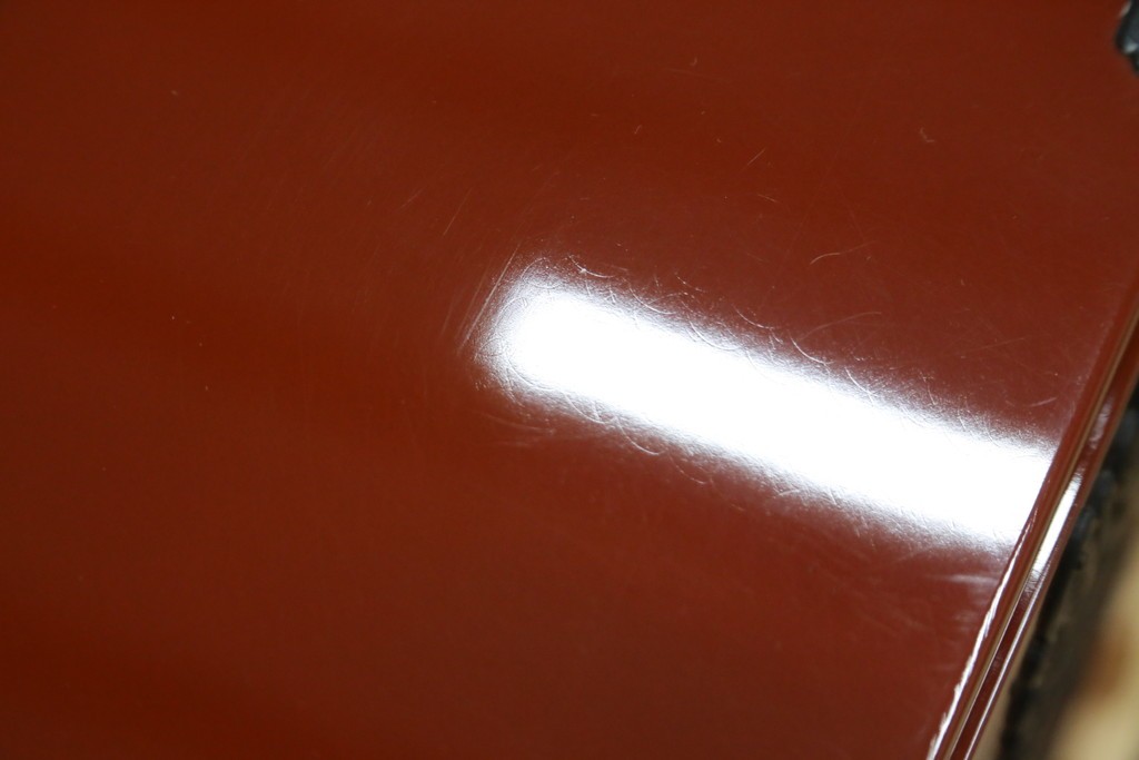 中古　美品　仙台民芸箪笥(仙台箪笥)　欅産業製　朱色漆塗り　華やかな漆の艶と牡丹金具が際立つ衣装箪笥　定価約110万円　(R-085222)