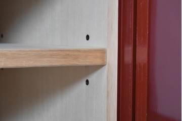 中古　美品　仙台民芸箪笥(仙台箪笥)　欅産業製　朱色漆塗り　華やかな漆の艶と牡丹金具が際立つ衣装箪笥　定価約110万円相当　(R-085222)