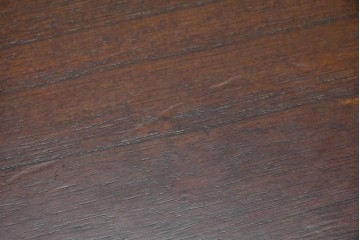 中古　李朝家具　アンティーク調　重厚な円形金具が存在感抜群のサイドボード　(R-085223)