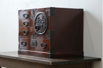 中古　美品　仙台民芸箪笥　力強い杢目と立派な金具が目を引く片開き小引き出し　(R-085224)