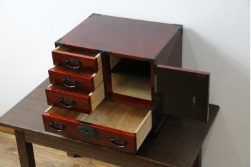 中古　美品　仙台民芸箪笥　力強い杢目と立派な金具が目を引く片開き小引き出し　(R-085224)