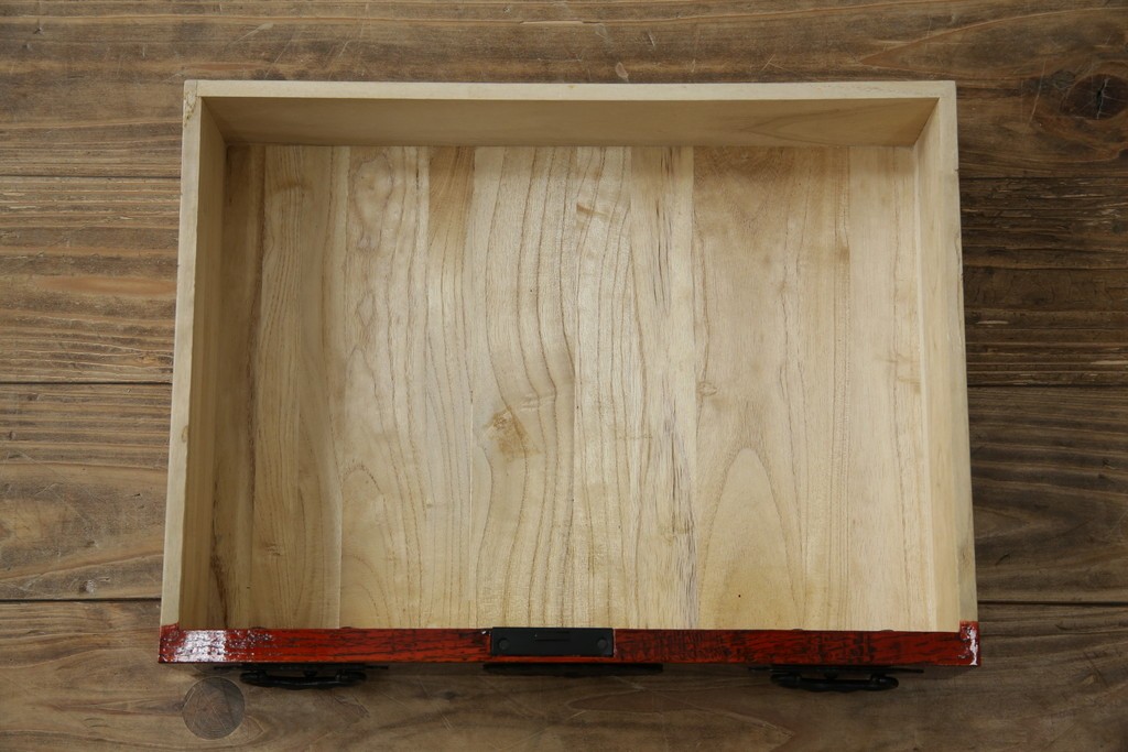 中古　美品　仙台民芸箪笥　力強い杢目と立派な金具が目を引く片開き小引き出し　(R-085224)