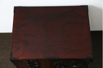 中古　美品　仙台民芸箪笥　力強い杢目と立派な金具が目を引く片開き小引き出し　(R-085224)