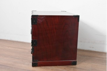 中古　美品　仙台民芸箪笥　力強い杢目と立派な金具が目を引く仙台小箪笥　(R-085224)