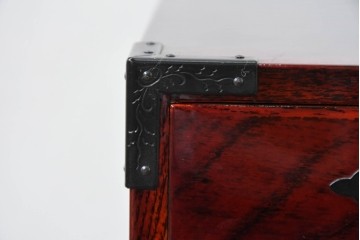 中古　美品　仙台民芸箪笥　力強い杢目と立派な金具が目を引く仙台小箪笥　(R-085224)