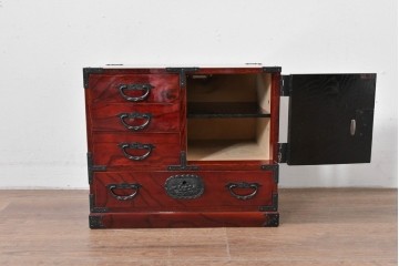 中古　美品　仙台民芸箪笥　力強い杢目と立派な金具が目を引く仙台小箪笥　(R-085224)