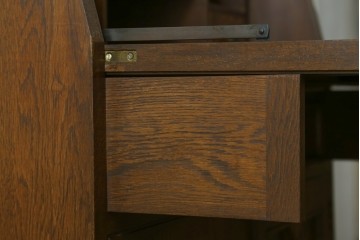 中古　美品!!　永田良介商店　前面の幾何学模様が特徴的なライティングビューロー　定価約54万円　(R-085226)