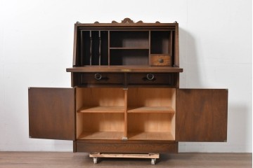 中古　美品!!　永田良介商店製　クラシカルな雰囲気を醸しだすライティングビューロー　定価約54万円相当　(R-085226)