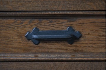 中古　美品!!　永田良介商店製　クラシカルな雰囲気を醸しだすライティングビューロー　定価約54万円相当　(R-085226)