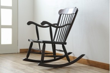 和製ヴィンテージ　希少モデル!!　松本民芸家具　51B型　美しい曲線が魅力のロッキングチェア　定価約18万1千円相当　(R-085228)