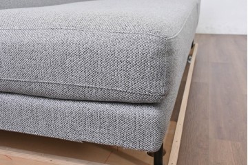 中古　美品　2024年10月購入　エスティック フォルマックス(formax)　サンフェレ(SANFELE)　SFE-35N-BK　便利なトレー付きの3P片肘ソファ(左)とオットマンのセット　定価(セット合計)約51万円　(R-085229)