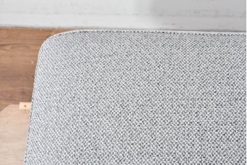 中古　美品　2024年10月購入　エスティック フォルマックス(formax)　サンフェレ(SANFELE)　SFE-35N-BK　便利なトレー付きの3P片肘ソファ(左)とオットマンのセット　定価(セット合計)約51万円　(R-085229)