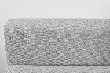 中古　美品　2024年10月購入　エスティック フォルマックス(formax)　サンフェレ(SANFELE)　SFE-35N-BK　便利なトレー付きの3P片肘ソファ(左)とオットマンのセット　定価(セット合計)約51万円　(R-085229)