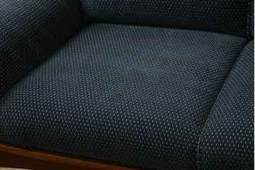 中古　美品　モリシゲ(MORISHIGE)　レジェ　手触りのよい張り地と優美な木製フレームが高級感を醸し出す三人掛けソファ　定価約30万円　(R-085232)