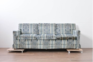 中古　超美品　アメリカ　DREXEL HERITAGE(ドレクセルヘリテイジ)　高級感のある織柄ファブリックが上品な三人掛けソファ　(R-085233)