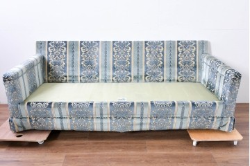 中古　超美品　アメリカ　DREXEL HERITAGE(ドレクセルヘリテイジ)　高級感のある織柄ファブリックが上品な三人掛けソファ　(R-085233)