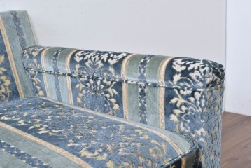 中古　超美品　アメリカ　DREXEL HERITAGE(ドレクセルヘリテイジ)　高級感のある織柄ファブリックが上品な三人掛けソファ　(R-085233)