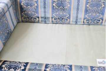 中古　超美品　アメリカ　DREXEL HERITAGE(ドレクセルヘリテイジ)　高級感のある織柄ファブリックが上品な三人掛けソファ　(R-085233)