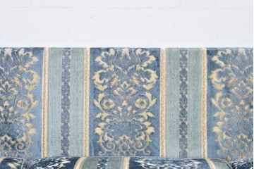 中古　超美品　アメリカ　DREXEL HERITAGE(ドレクセルヘリテイジ)　高級感のある織柄ファブリックが上品な三人掛けソファ　(R-085233)