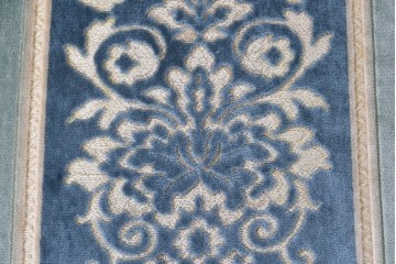 中古　超美品　アメリカ　DREXEL HERITAGE(ドレクセルヘリテイジ)　高級感のある織柄ファブリックが上品な三人掛けソファ　(R-085233)