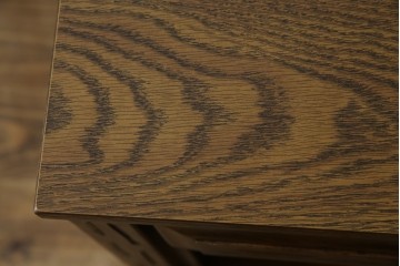 アメリカヴィンテージ　美品　DREXEL HERITAGE(ドレクセルヘリテイジ)　直線的でシンプルなデザインのサイドテーブル　(R-085236)