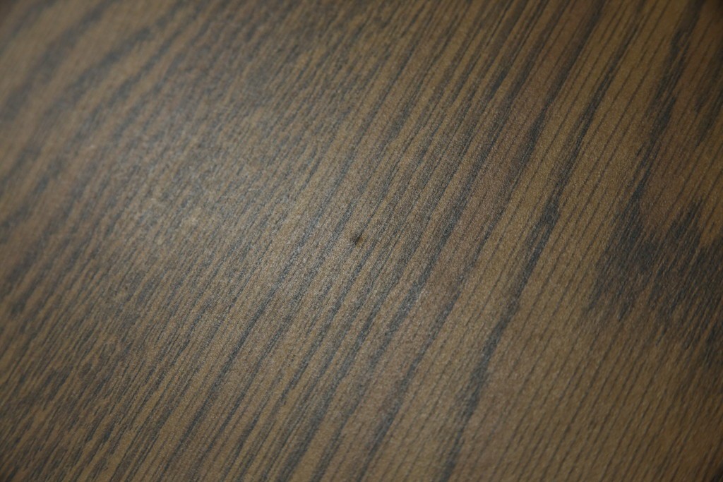 アメリカヴィンテージ　美品　DREXEL HERITAGE(ドレクセルヘリテイジ)　直線的でシンプルなデザインのサイドテーブル　(R-085236)