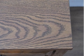 中古　美品　DREXEL HERITAGE(ドレクセルヘリテイジ)　優雅な佇まいが魅力のサイドテーブル　(R-085236)