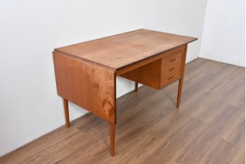 デンマークヴィンテージ　希少!!　アルネ・ヴォッダー(Arne Vodder)デザイン　洗練されたミッドセンチュリースタイルの拡張天板付きパートナーデスク　(R-085237)
